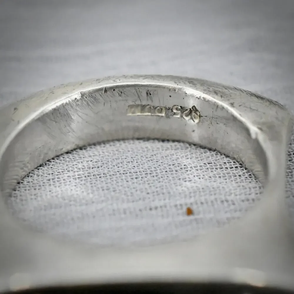 DJM 925 Sterling Silver Ring Size 8.5 Black Onyx Modernist Oval 10.3g
